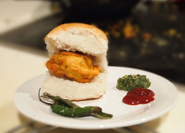 Vada Pav A Burger for Common Men in India 1