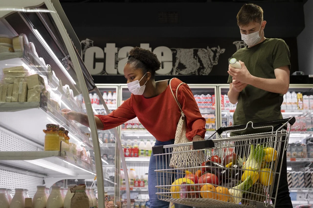 <h6 style="font-size:18px;line-height: 25px;">FMCG/CPG</h6>