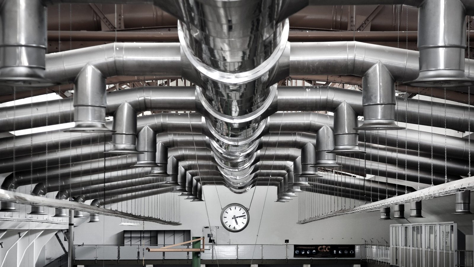 Industry hall, ventilation